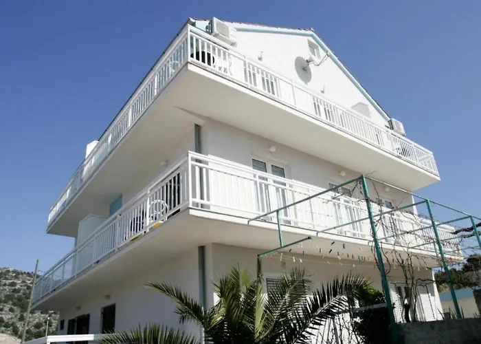 Apartments Trogrlic